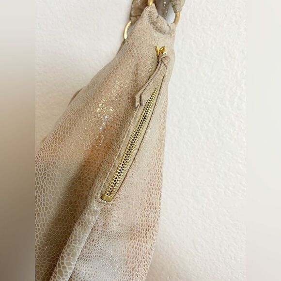 HOBO Taupe Textured Shoulder Bag - Picture 4 of 11